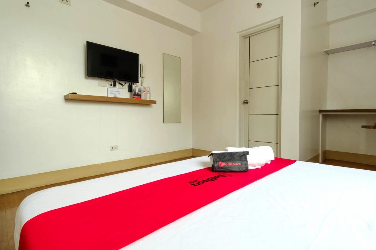 Reddoorz Near V Mapa Station Hotel Manila Bagian luar foto