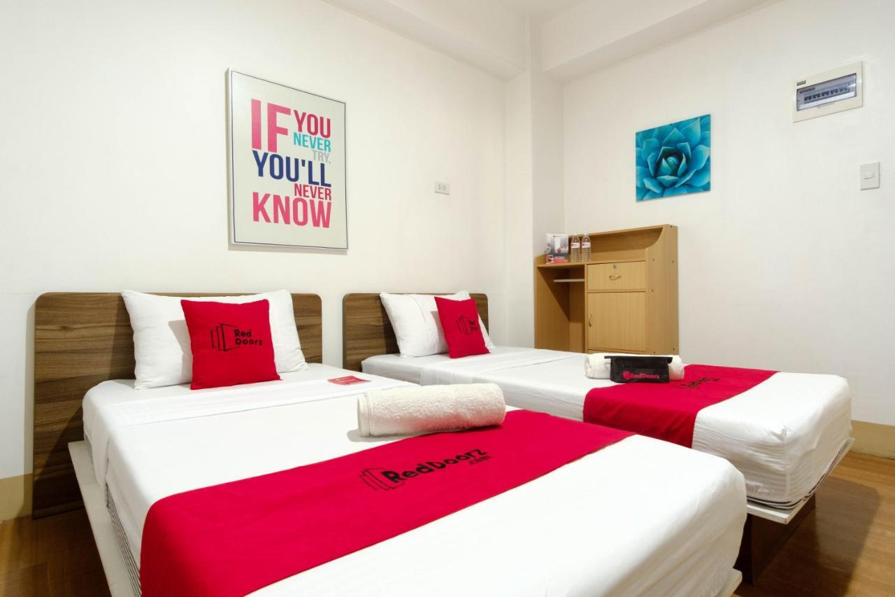 Reddoorz Near V Mapa Station Hotel Manila Bagian luar foto